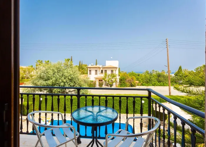 Halima Alexandros Willa Polis